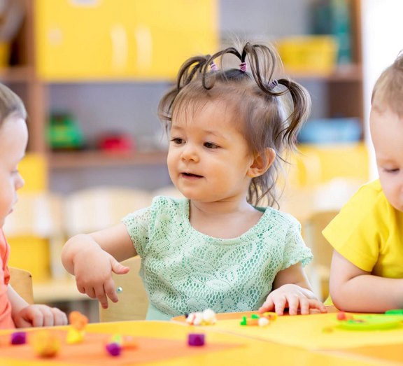 The Importance Of Free Play Aufgepasst Bilinguale Kinderbetreuung In Berlin Wilmersdorf